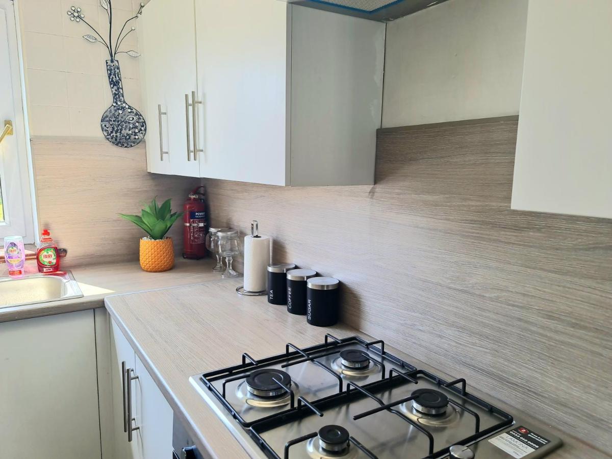 Immaculate 3-Bedrooms Dundee Apartment Экстерьер фото